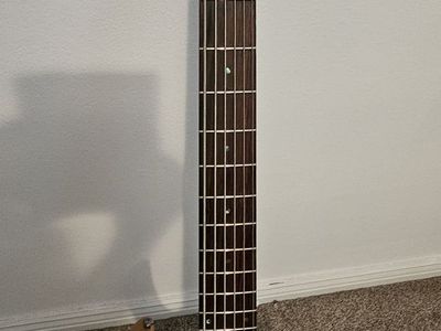 LTD 6 string bass, near mint condition, hardly used