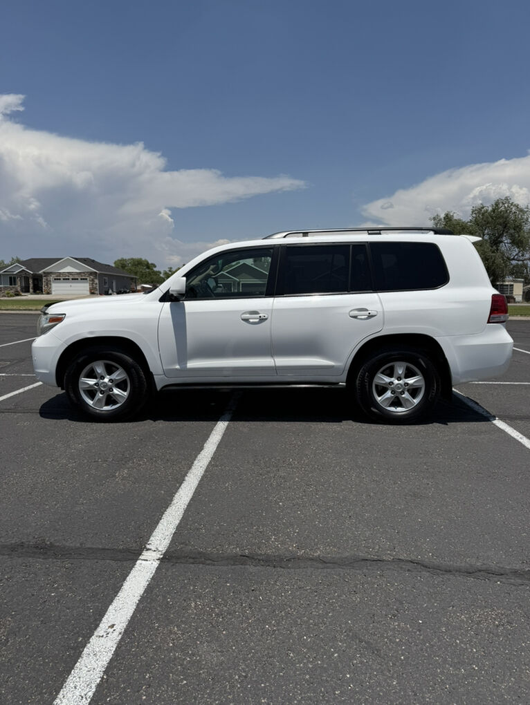 2010 Toyota Land Cruiser