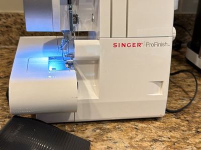 Singer serger machine