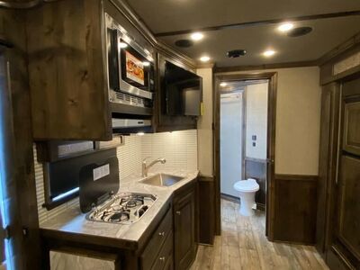 New 2025 Elite Show Cattle Livestock Trailer with Living Quarters