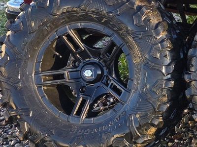 31x10x15 Tires and Polaris Wheels