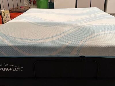 Queen Temperpedic luxbreeze medium! Only $950