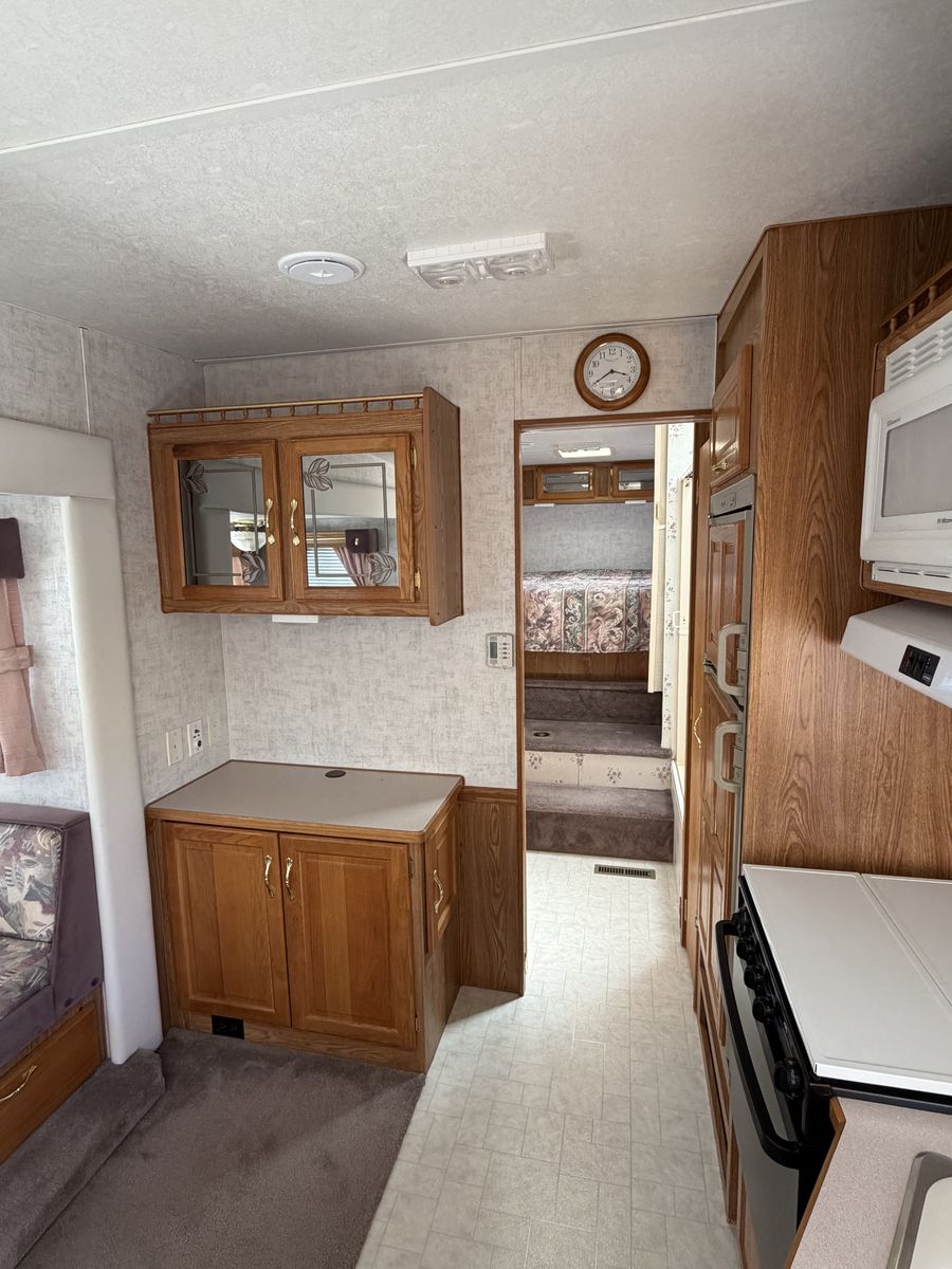 Main image 10