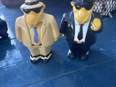 Vintage Joe Camel Salt and Pepper Shakers Figural Set