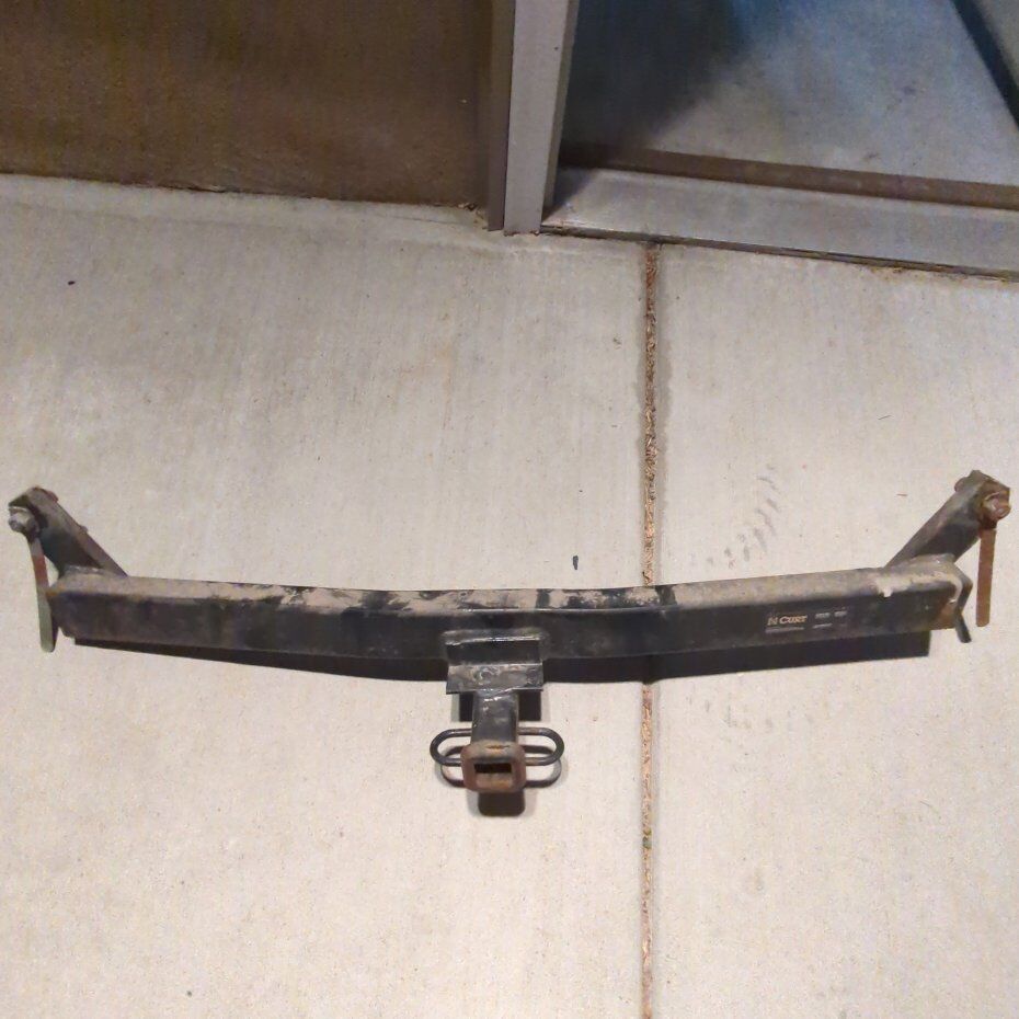1 1/4" trailer hitch from 2000 Volvo V70