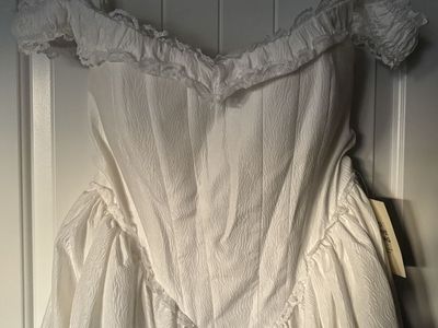 Wedding Dress - Size 14, never worn