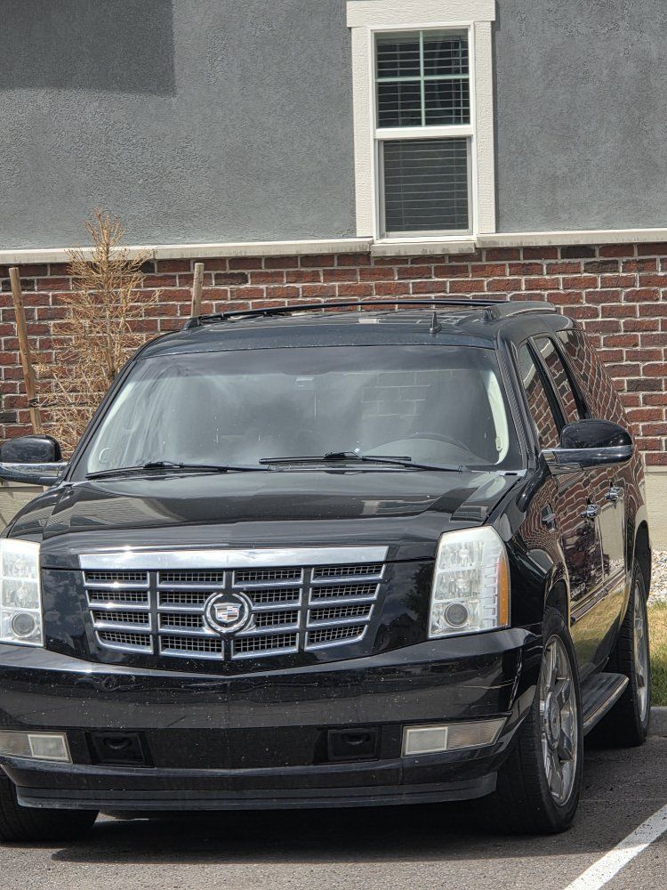 2011 Cadillac Escalade ESV Luxury