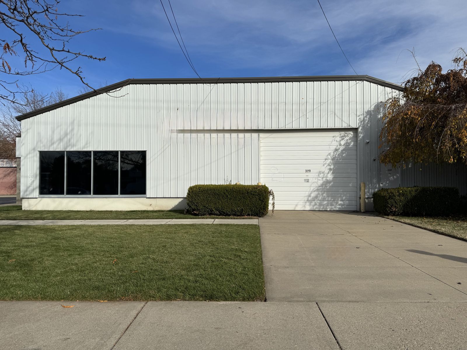 Commercial Warehouse
