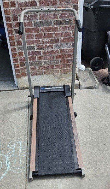 free manual treadmill