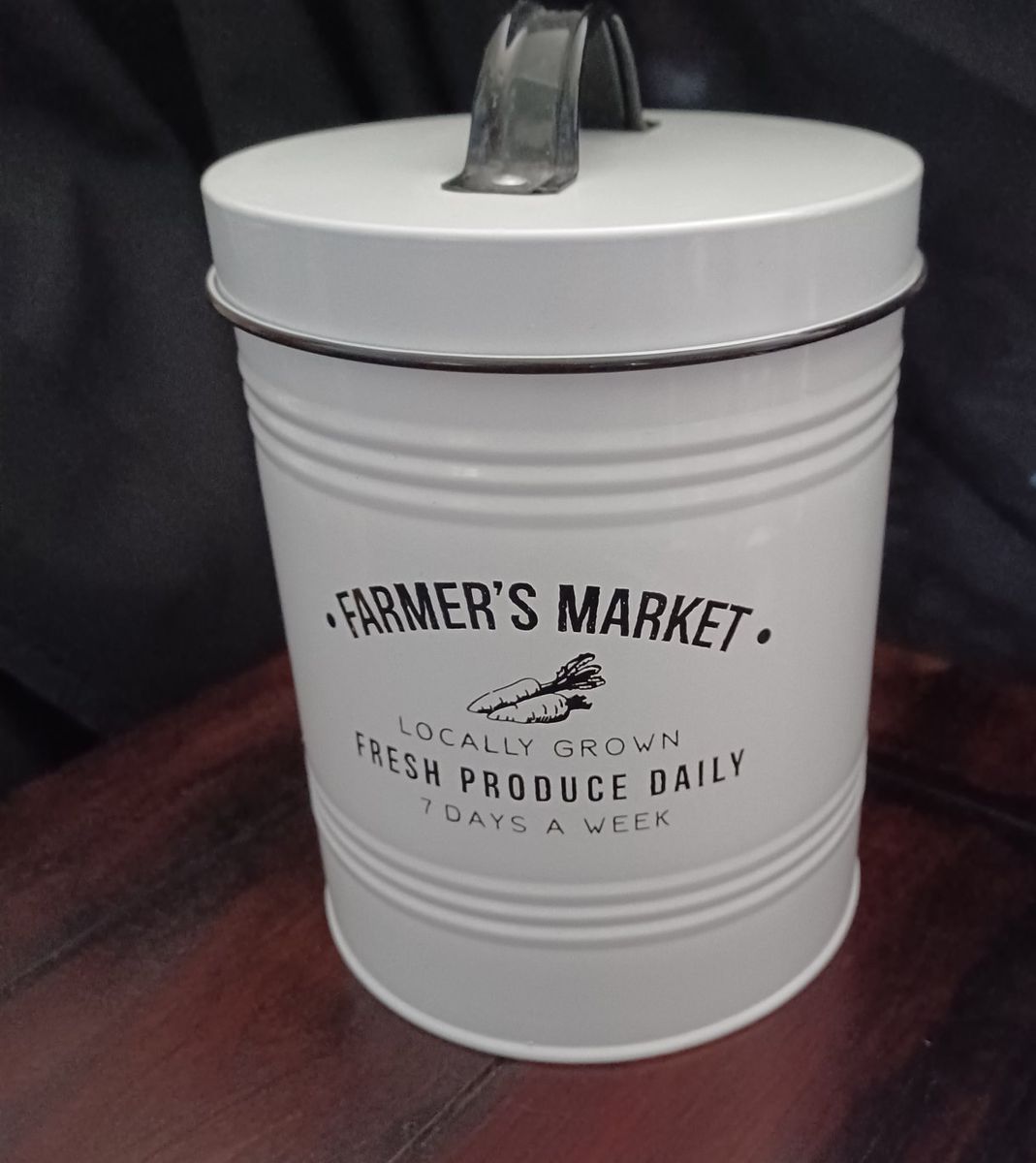 Metal Cannister