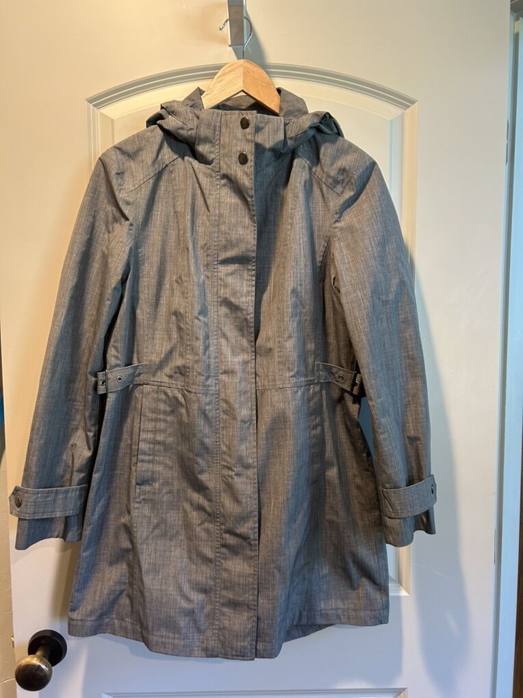 Like New Kirkland Gray Fitted Hood Rain Jacket