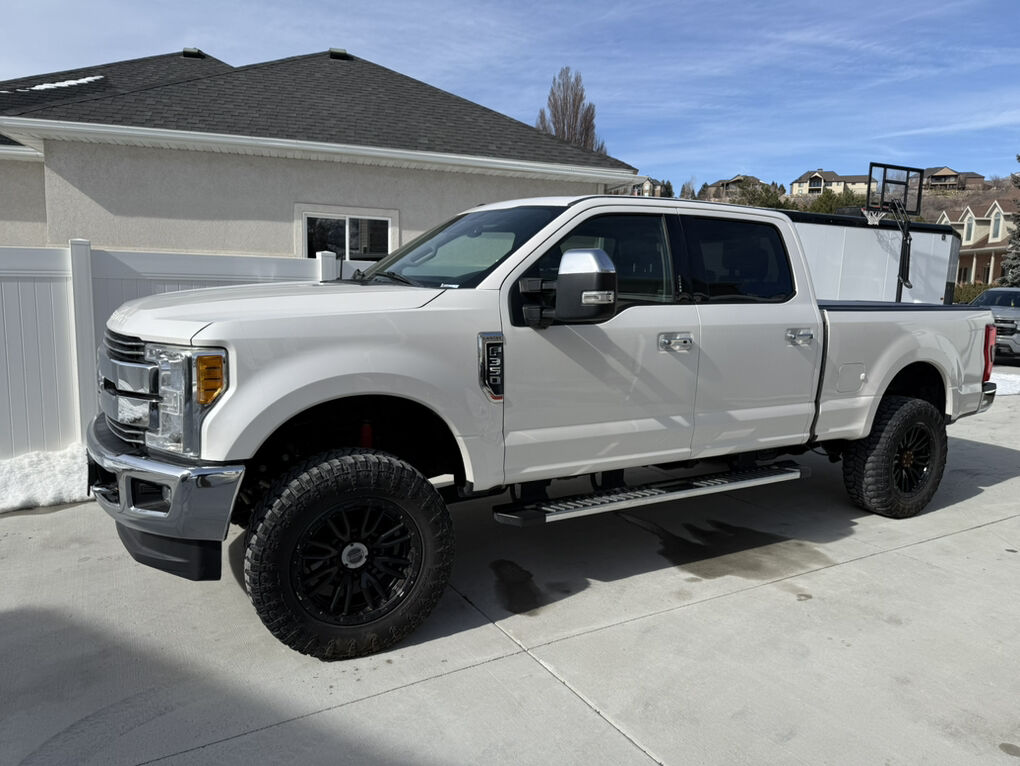2017 FORD F350 SUPER DUTY Lariat