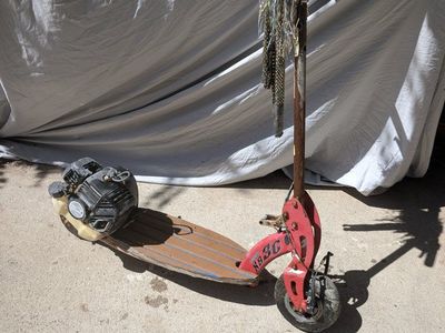 Vintage Gas-Powered Scooter - Great Project Piece!