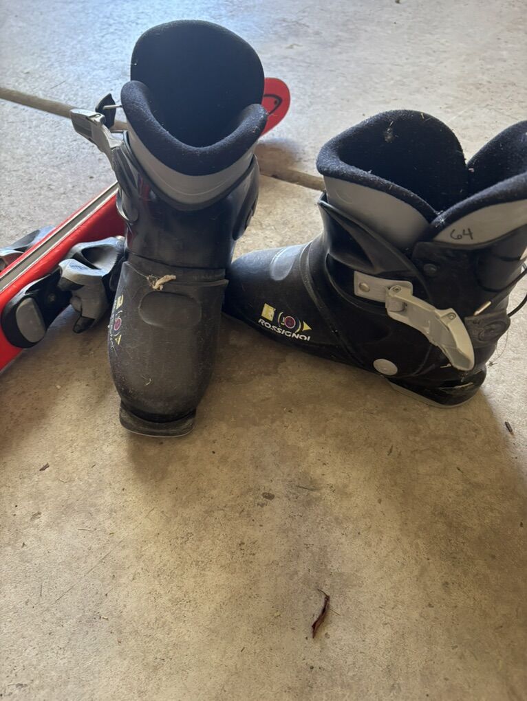 ROssignol Ski Boot