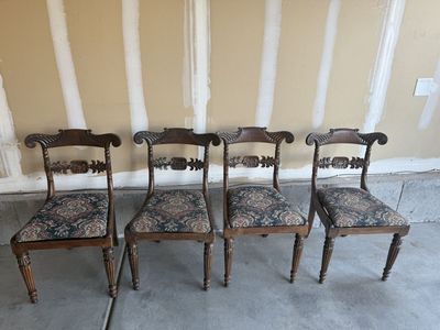 Antique Kitchen Table Chairs (4)
