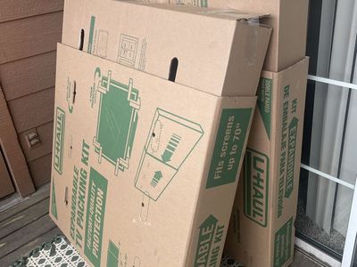 TV Moving Box