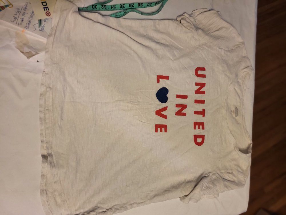 ladies size XL T-Shirt "united  in love