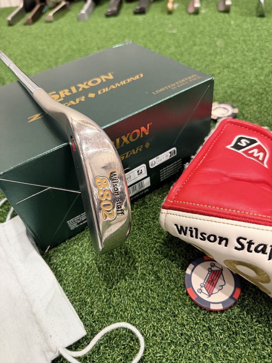 Wilson Staff Model 8802 Milled Putter Polished/Gold 35” W/Headcover Mint