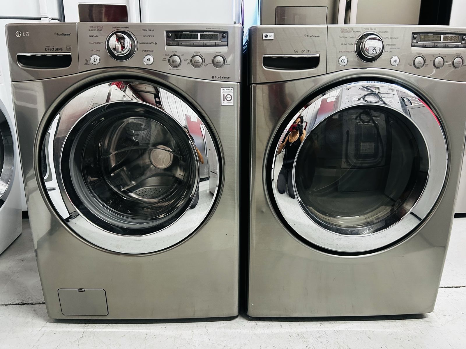 Lg Steam Electric Front Load Set/Stackable