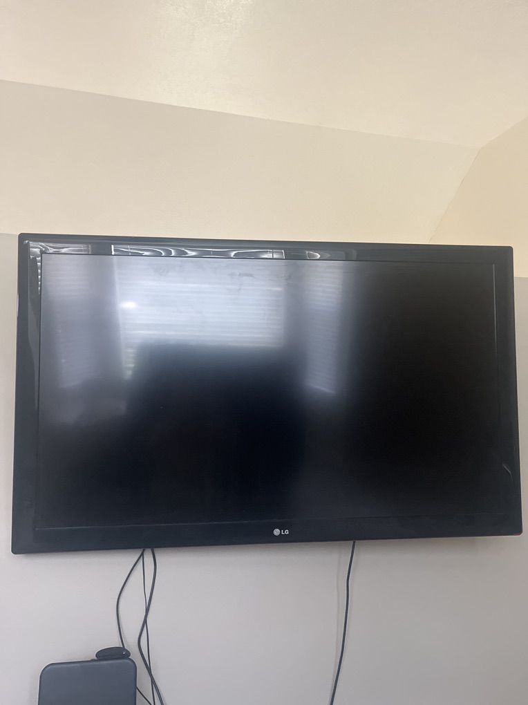 50 Inch LG TV