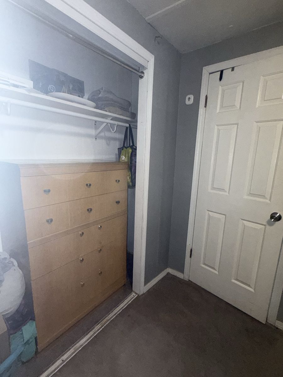 Main image 3