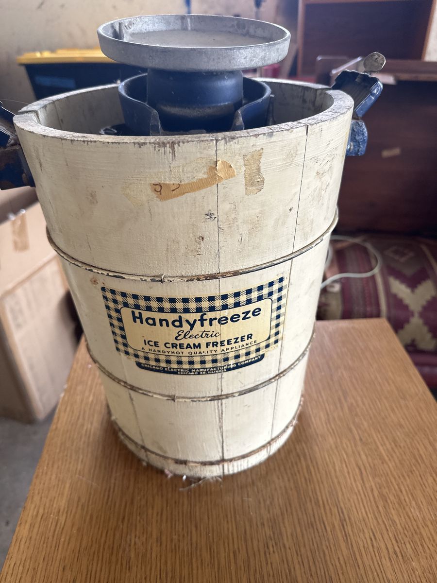 Handyman Electric ice cream maker
