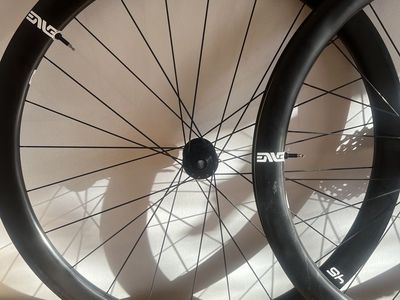 ENVE 45 carbon wheelset
