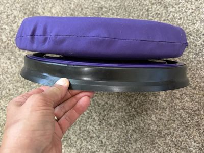 Screw on lid for five or 6 gallon bucket. Trek