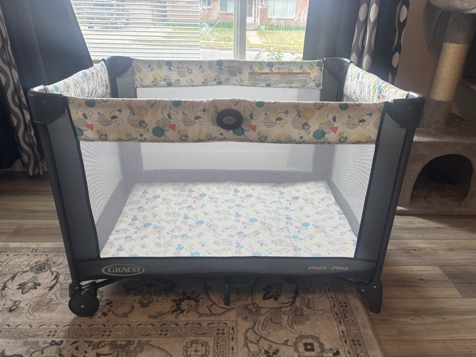 Graco pack in play