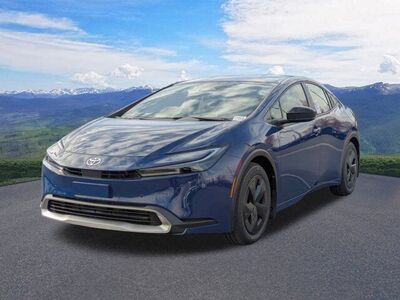 2026 TOYOTA PRIUS PLUGIN SE