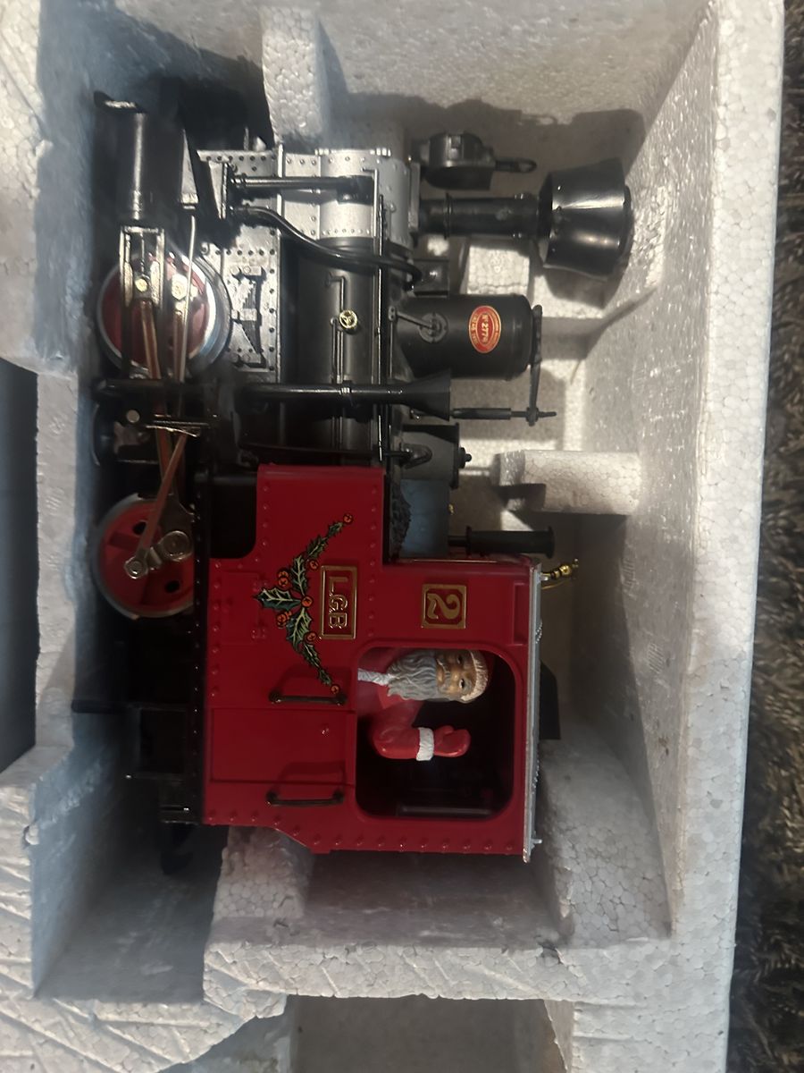Main image 7