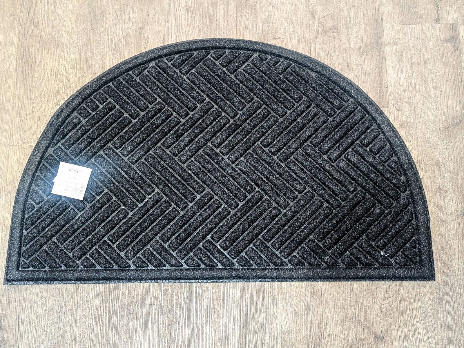 NEW Welhome by Welspun Black Half Round Entry Mat 39x24