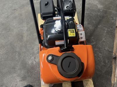 Multiquip Mikasa MVC60VTHW Plate Compactor 14-inch Honda Engine