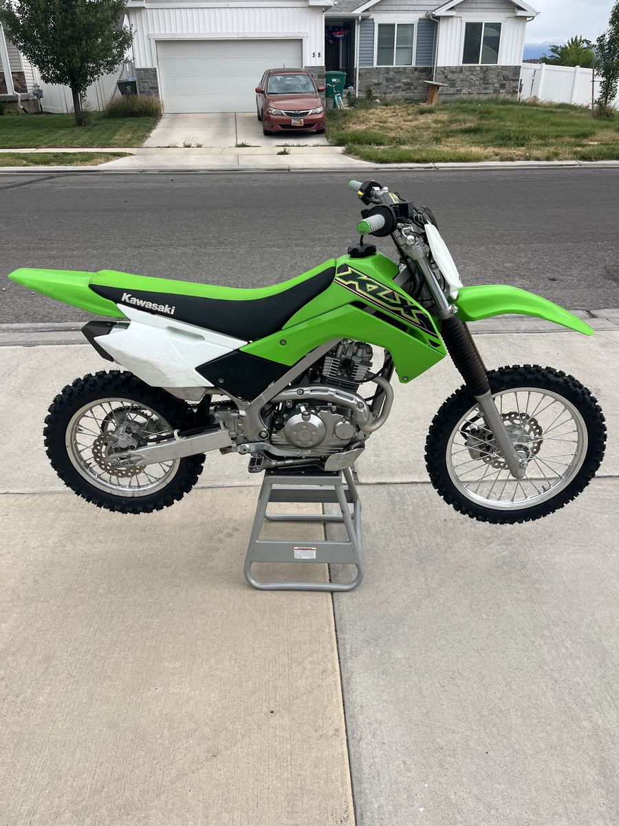 2021 Kawasaki KLX 140R
