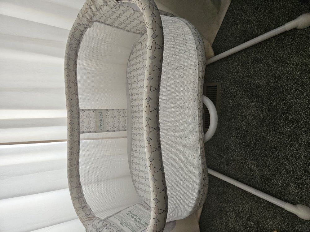 Halo Baby Bassinet