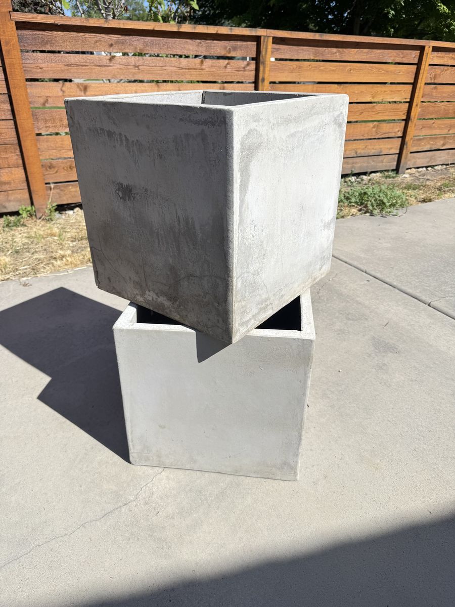 Modern Concrete Planter Boxes