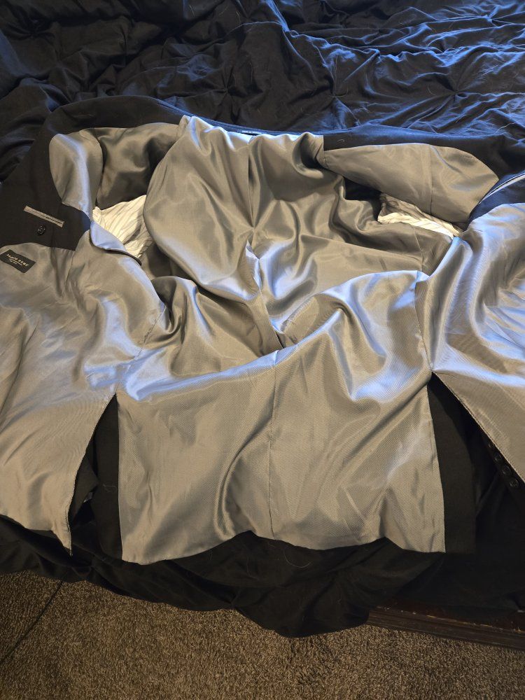 Main image 4