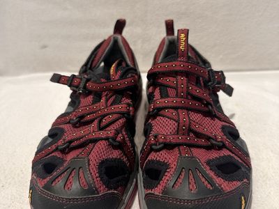 Ahnu women’s size 6.5 burgundy/black trim, water or hiking shoes