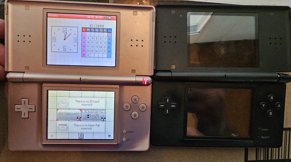 2 Nintendo ds lite consoles for parts and repair.
