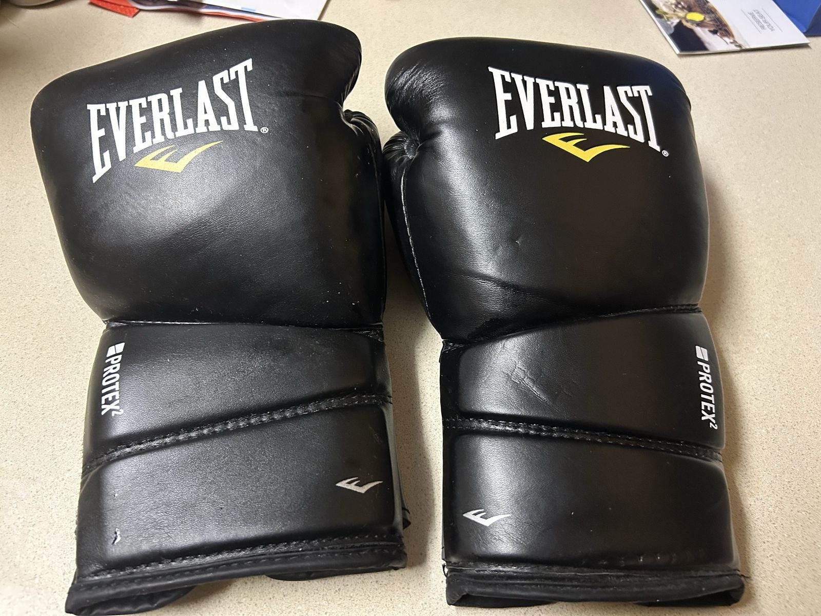 NES, in the packageEverlast Protex2 EverCool Boxing Gloves - 14oz Black