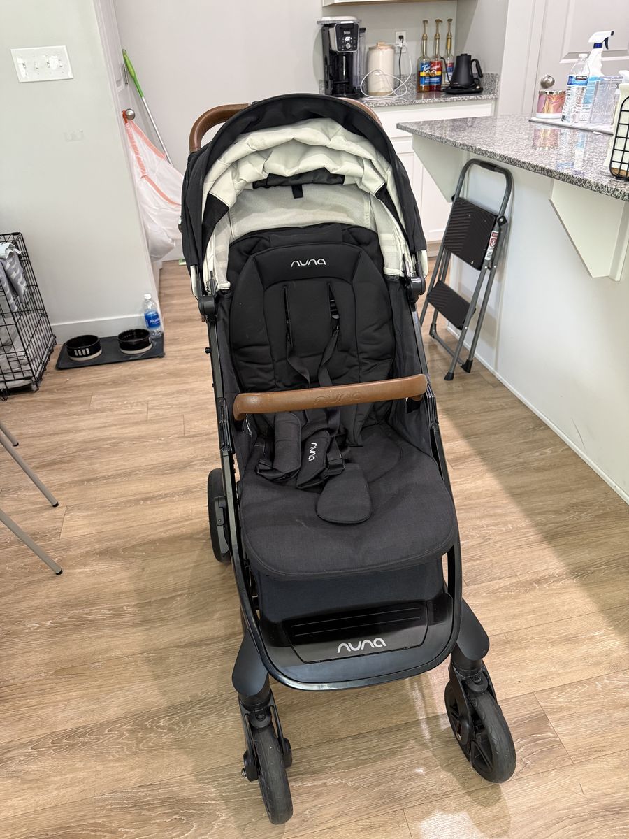 Nuna Tavo Stroller
