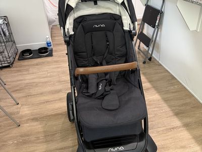 Nuna Tavo Stroller