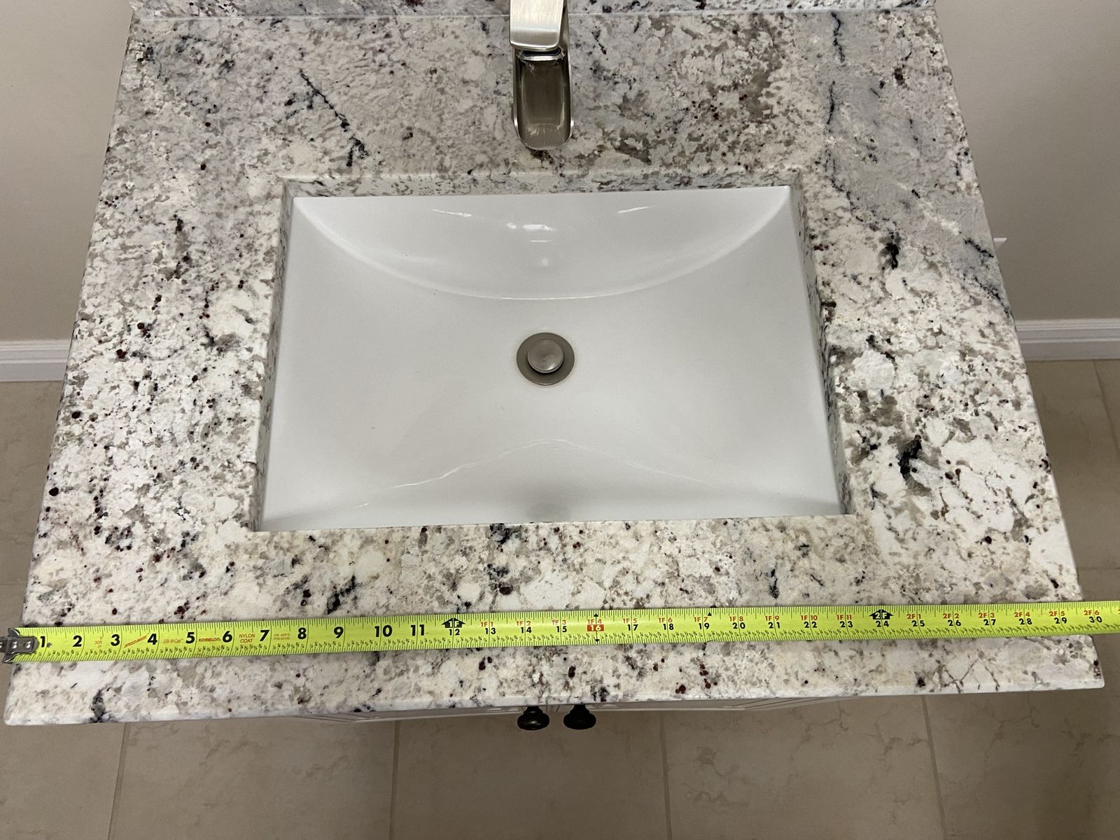 Main image 7