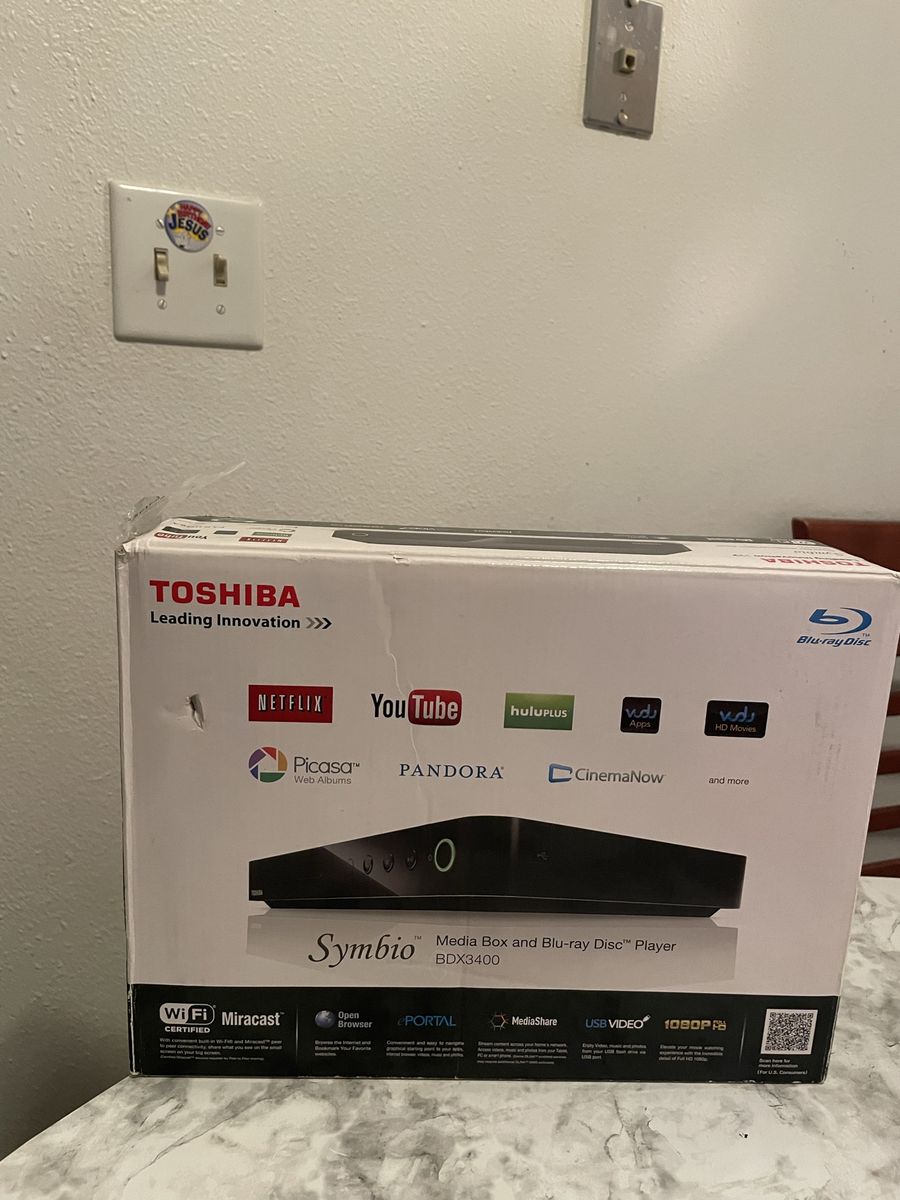 New Toshiba BDX 3400  Media Box & Blu-Ray/DVD Player Open Box