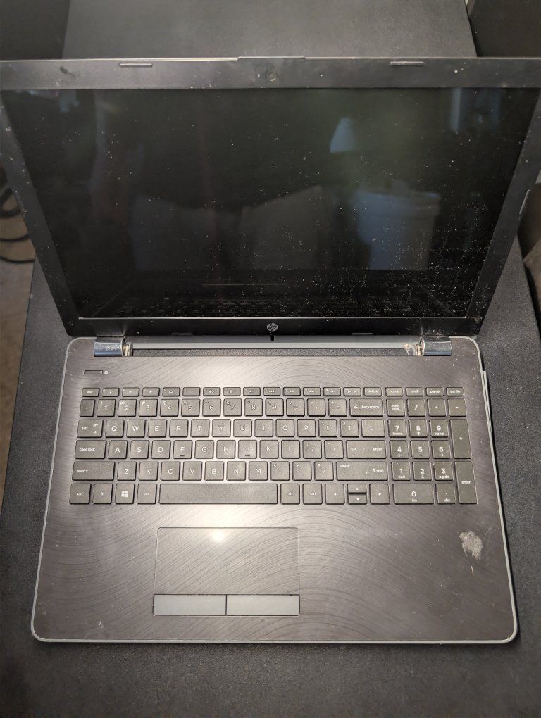 ​HP 15-bs075nr 15.6" Laptop | For Parts or Repair