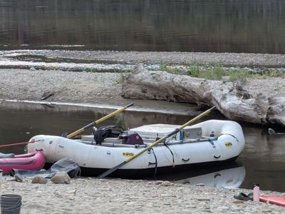 2016 NRS 16' Nex Perce self bailing oar rig