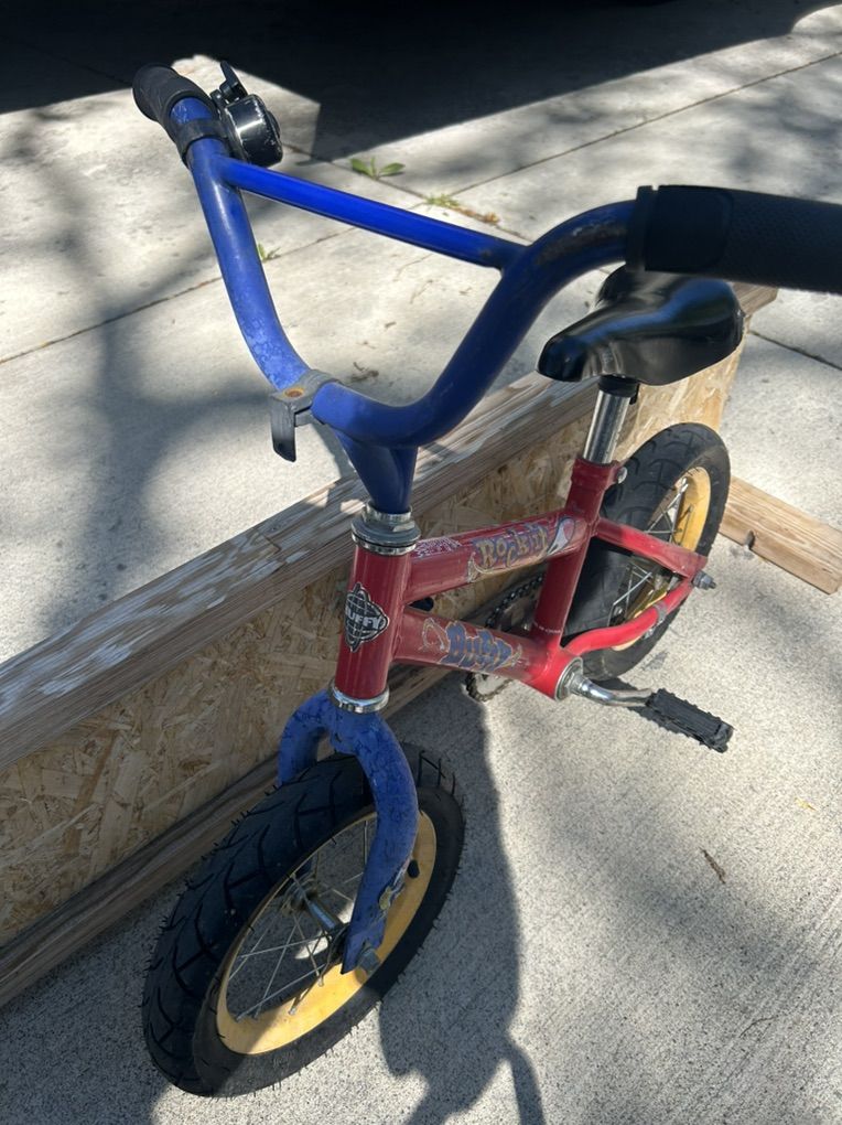 Huffy Rock-It 12 Inch Small Kids Bike