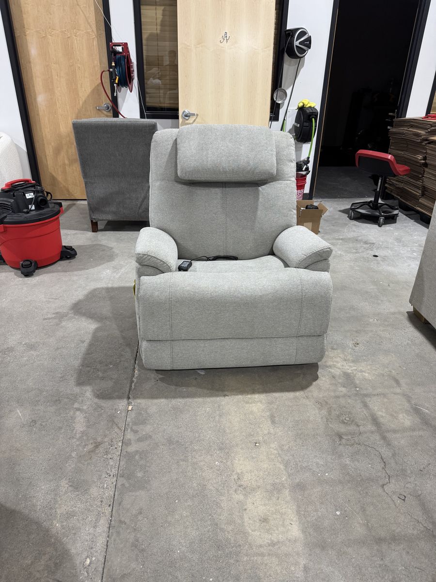 Assisted Flexsteel Powerlift Recliner Chair