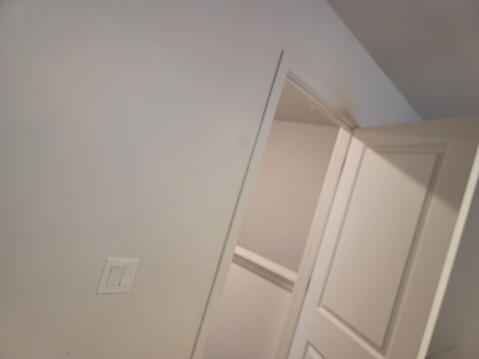 Main image 2