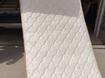 Twin mattress and bunkie board ( thin box spring )